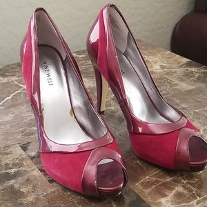 Nine West red peep toe pumps